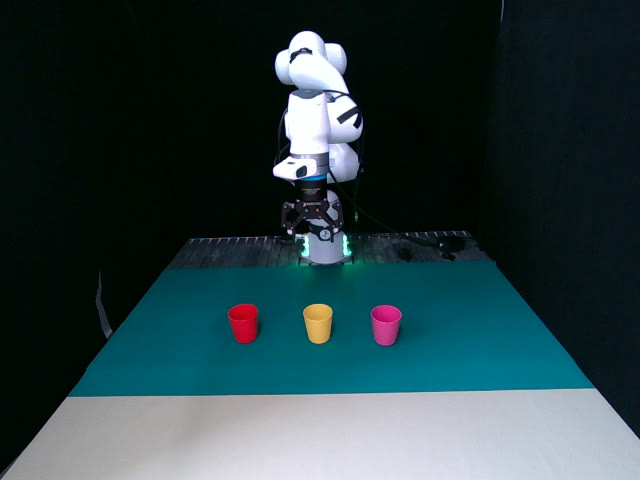 Stack-Long scene layout